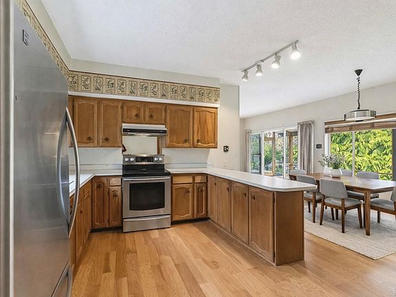 5th image of 5151 Beckton Rd