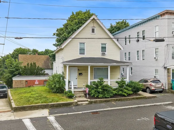 113 Cedar St, Fitchburg, MA 01420