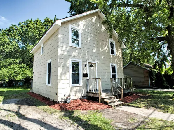 1918 Sheridan St, Oshkosh, WI 54901
