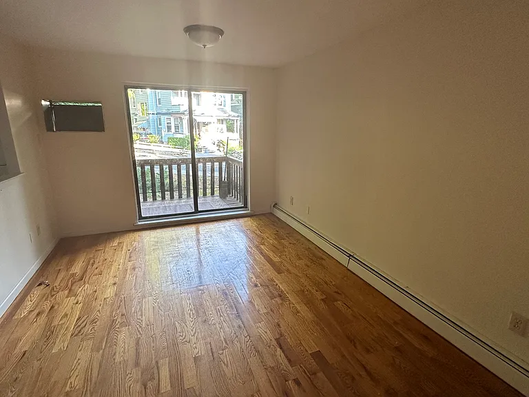 37 Odell Ave #2C — Photo 3