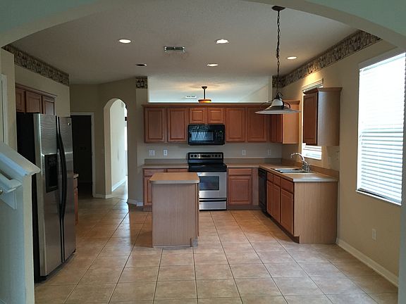 4th image of 1180 Cathcart Cir