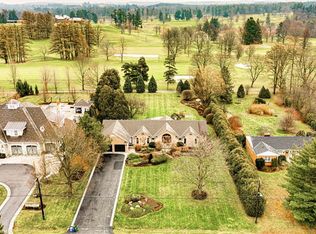 111 Saint Margarets Rd, Hamilton, ON L9G2L1