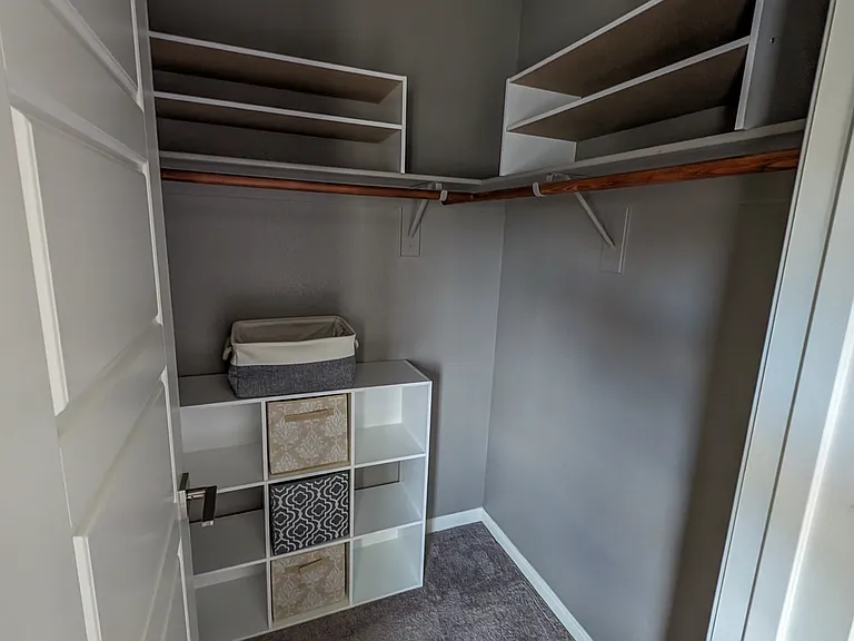 9950 Rams Leap Ave — Photo 33