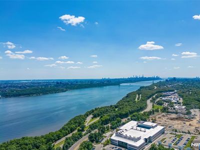 45 Laurie Dr, Englewood Cliffs, NJ, 07632