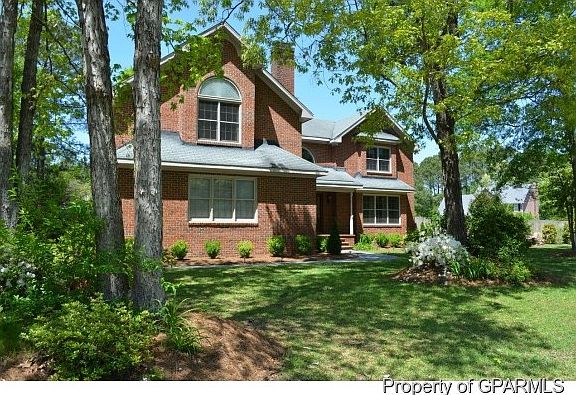 2nd image of 2700 Royal Dr