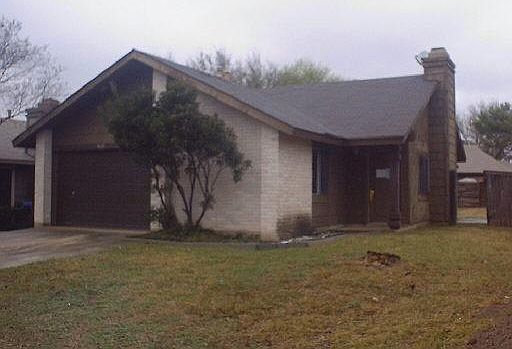 1st image of 9619 IVY BEND