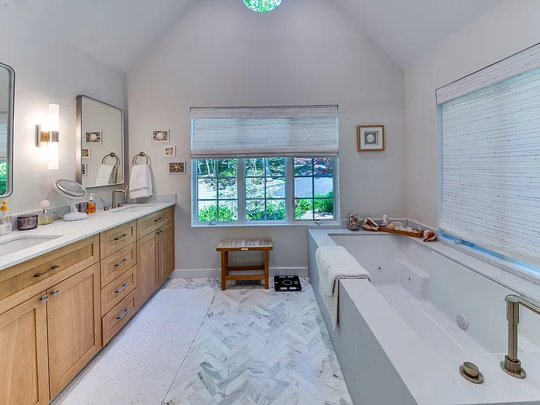 173 Northside Dr — Photo 15