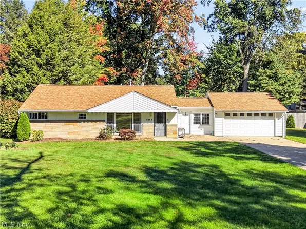 6143 Campbell Dr, Madison, OH 44057