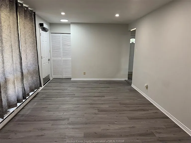 2915 Meadowbrook Ln #10 — Photo 12