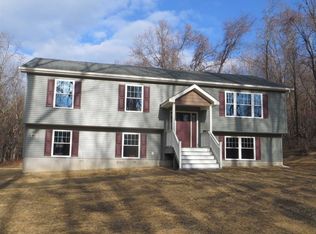 953 Beekman Rd, Hopewell Junction, NY 12533