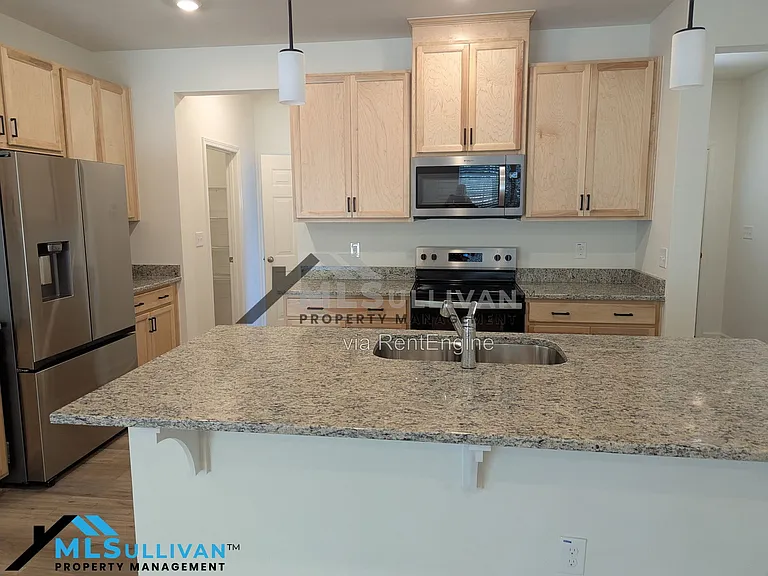 173 Cabernet Dr #1 — Photo 3