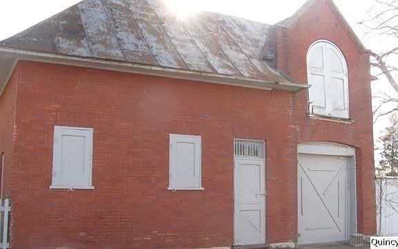 Home for Sale in Quincy, IL $159,900