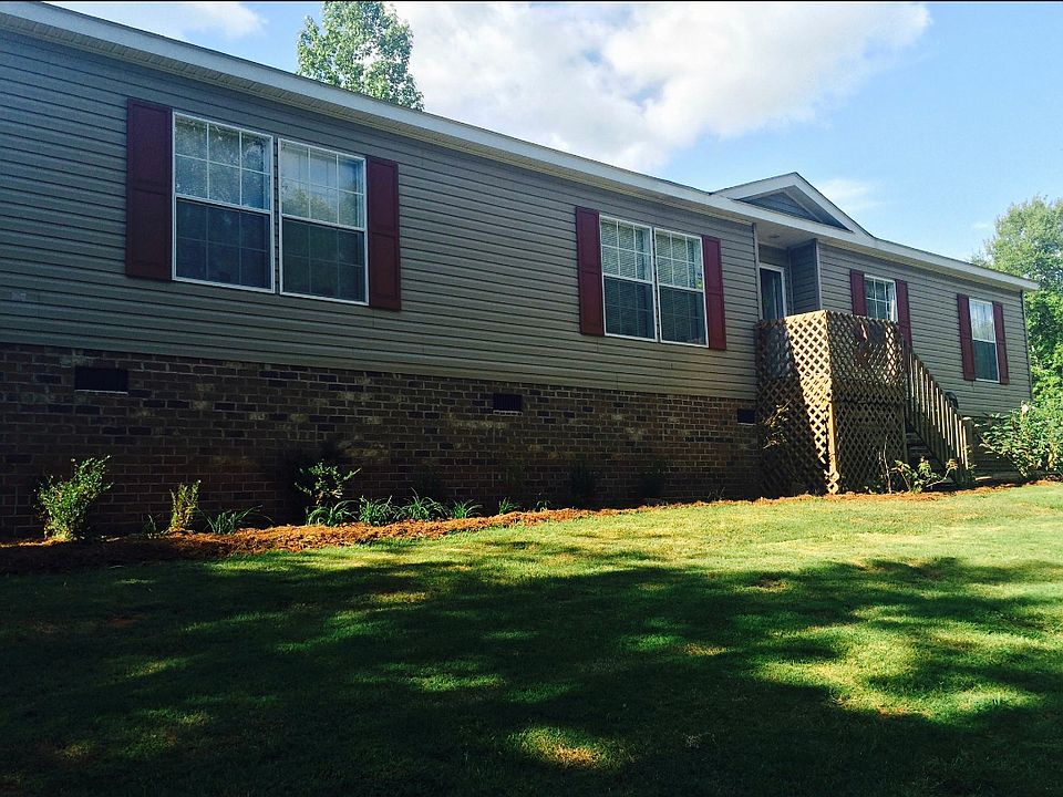 2nd image of 218 Saw Mill Rd