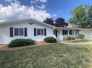 3220 Reines St, Marinette, WI 54143