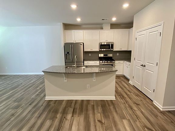 4th image of 14029 Castle Nook Dr #78