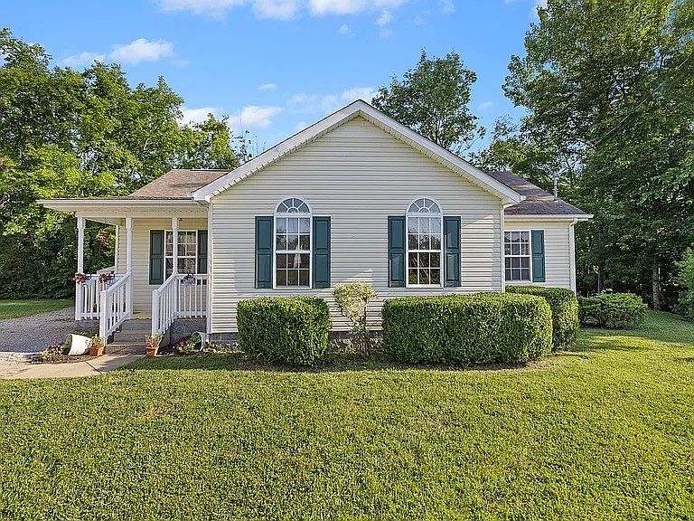 1st image of 111 Daytona Ln