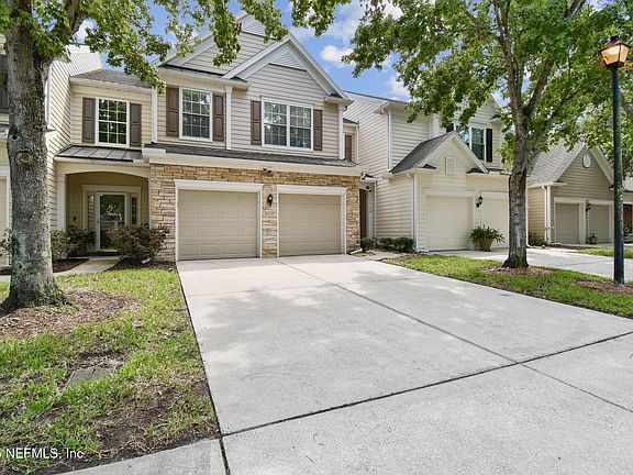 2nd image of 11129 CASTLEMAIN Circle S