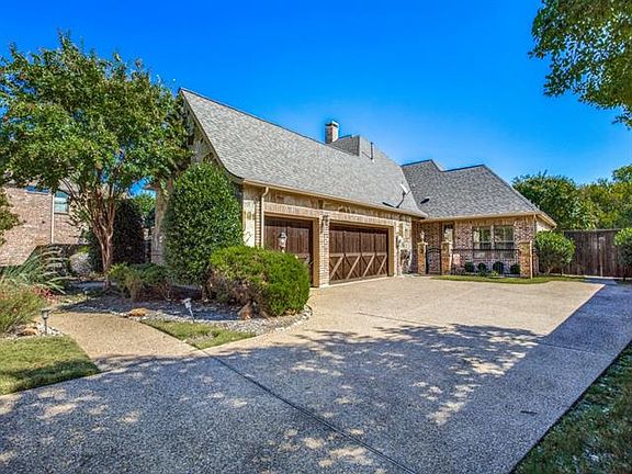 2nd image of 1605 Stoneoak Dr