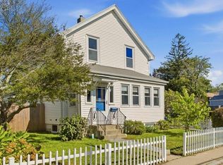28 Merton Rd, Newport, RI 02840