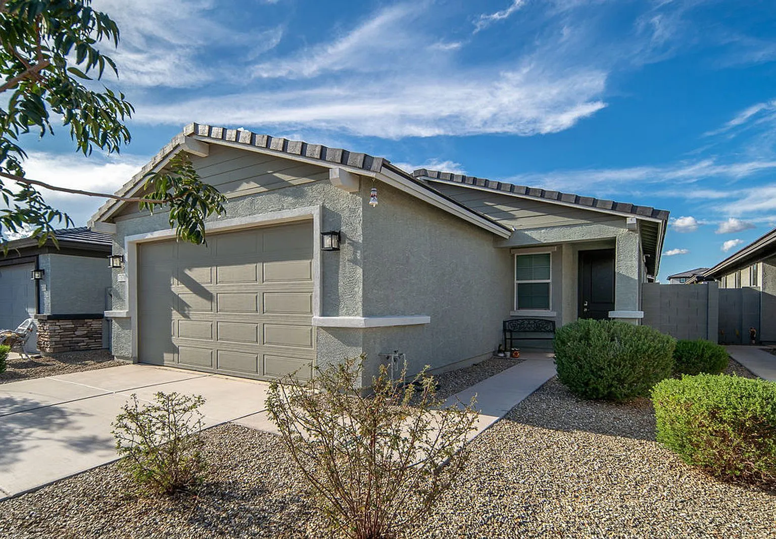 3 bed, 2.0 bath, 1361 sqft, $1,850 — Photo 1