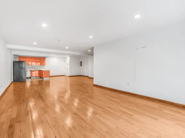 78 Ridge Street image 8 of 13