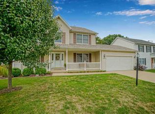 5620 N Stonewood Ct, Peoria, IL