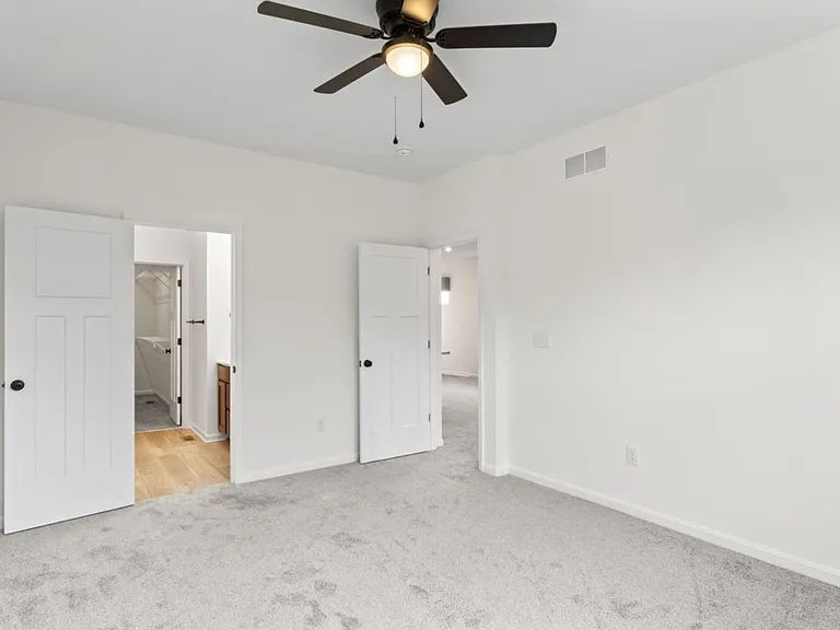 10046 Windcrest Farms Ln — Photo 18