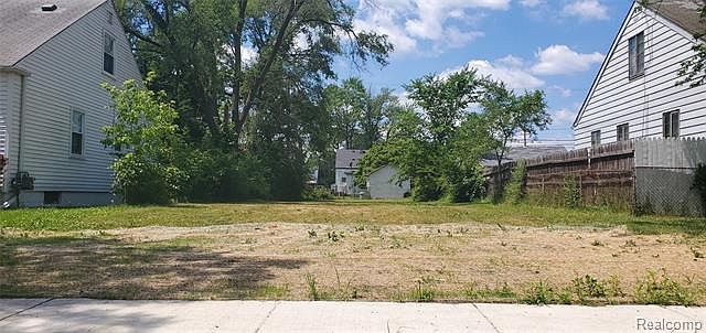 2nd image of 6762 Brace St