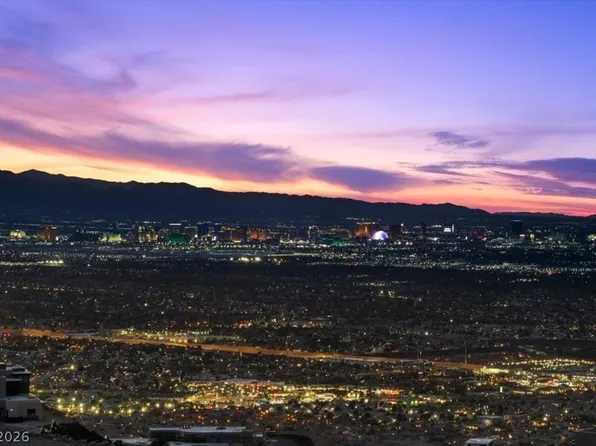 576 Magma Peak Dr, Henderson, NV 89012