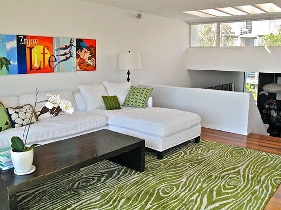 5th image of 32 Sea Colony Dr