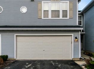 215 Key Largo Dr #C, Romeoville, IL 60446