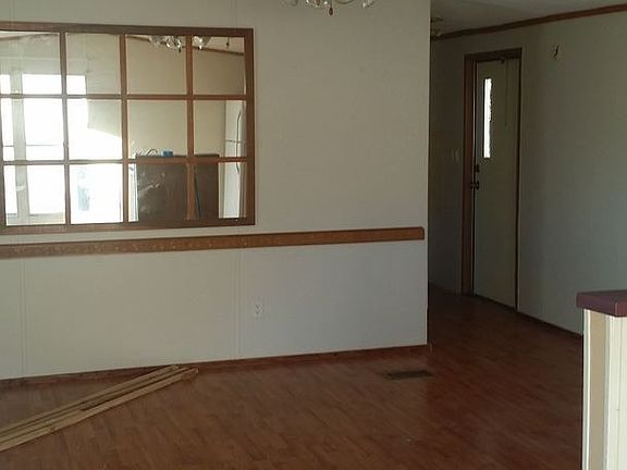 3rd image of 708 E College St #4230215
