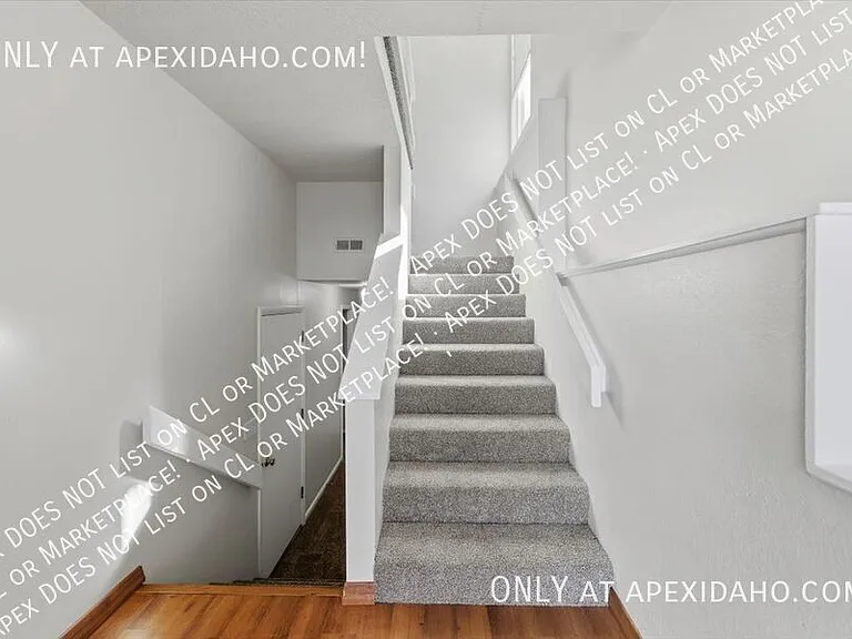 4870 N Wildrye Dr — Photo 4