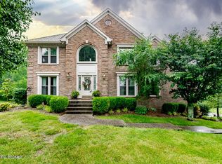 733 Hillcreek Dr, Mount Washington, KY 40047