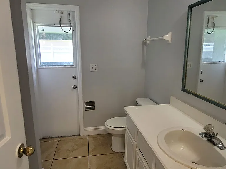 503 Pine Bark Ct — Photo 12