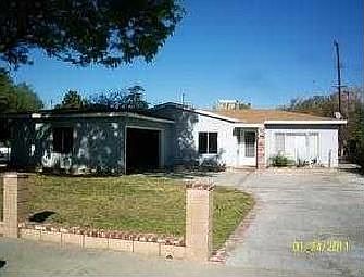 2nd image of 4608 Davis St
