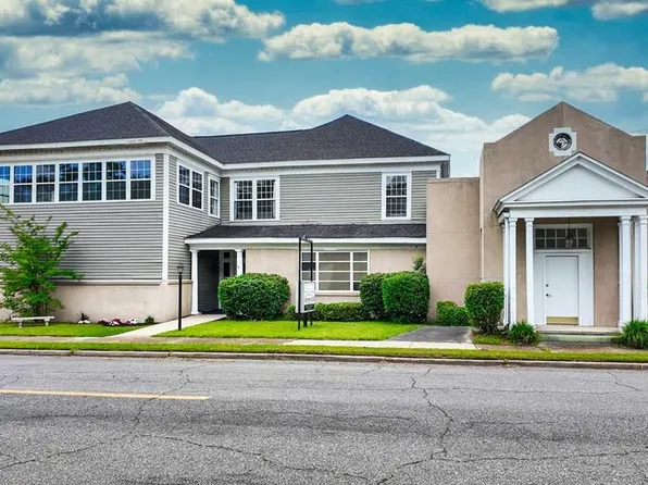 200 Gordon Ave, Thomasville, GA 31792