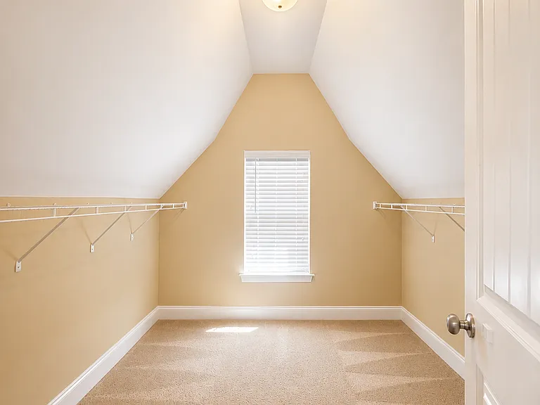 273 N Prince Henry Way — Photo 33