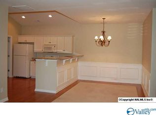 65 Valley Way Cir SE, Huntsville, AL 35802