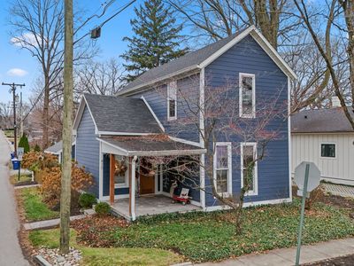 410 N Maple St, Zionsville, IN, 46077