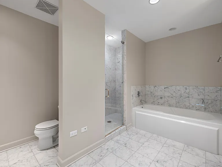 1211 S Prairie Ave #3205 — Photo 22