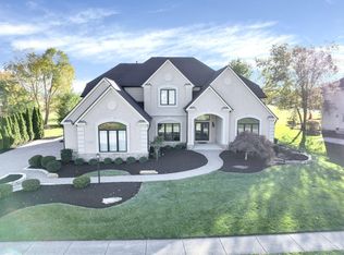 7930 Thornbush Dr, Westerville, OH 43082