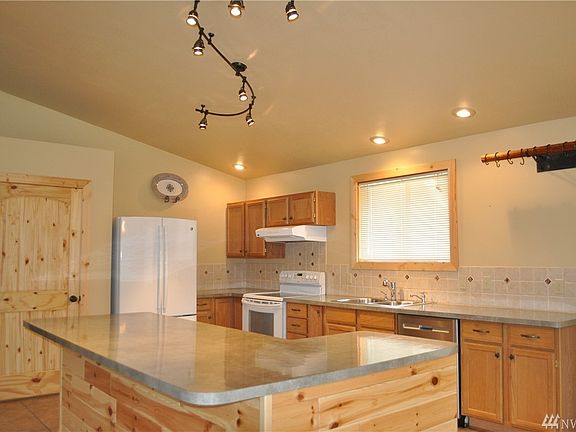 4th image of 16 Bullseye Ln