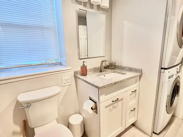 1543 Spring Garden St #2 — Photo 15
