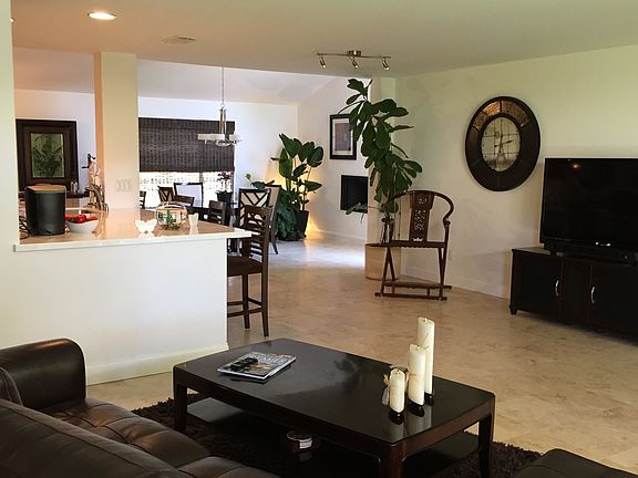 4th image of 1045 San Julian Dr