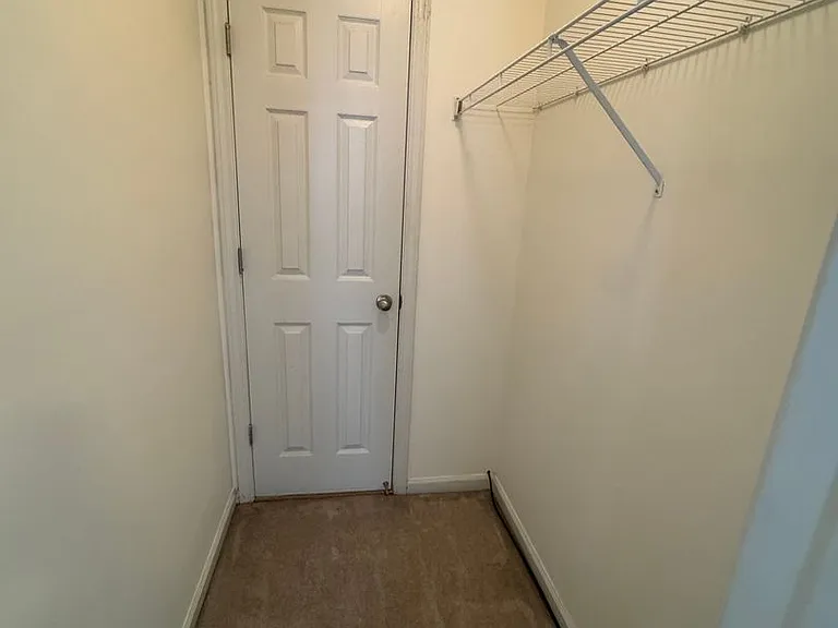 1343 Island Pl E — Photo 32