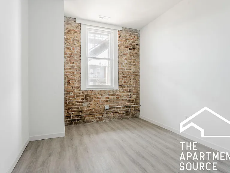 2743 W Division St #3R — Photo 20