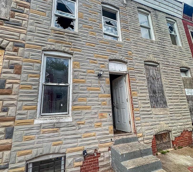 1st image of 2114 Vine St
