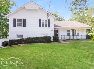 12524 Blue Ridge Ext, Grandview, MO 64030