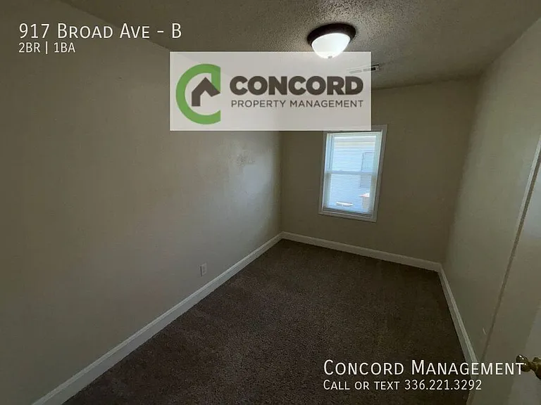 917 Broad Ave #B — Photo 11